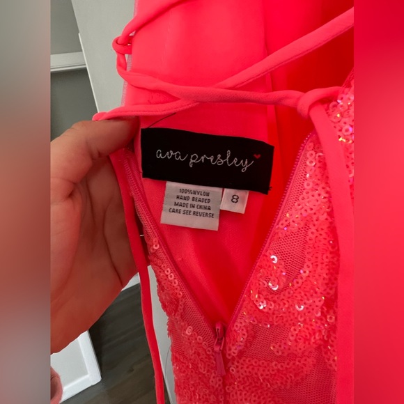 Gorgeous Mermaid Style Coral Prom Dress - Picture 2 of 4